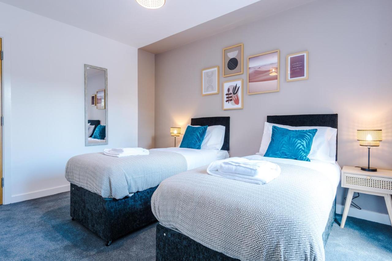 Stunning 2 Bed Apt By Greenstay Serviced Accommodation - Located In Formby Village - Perfect For Short & Long Stays - Couples, Friends & Families & Business Travellers All Welcome - Dog Friendly - 7 Zewnętrze zdjęcie